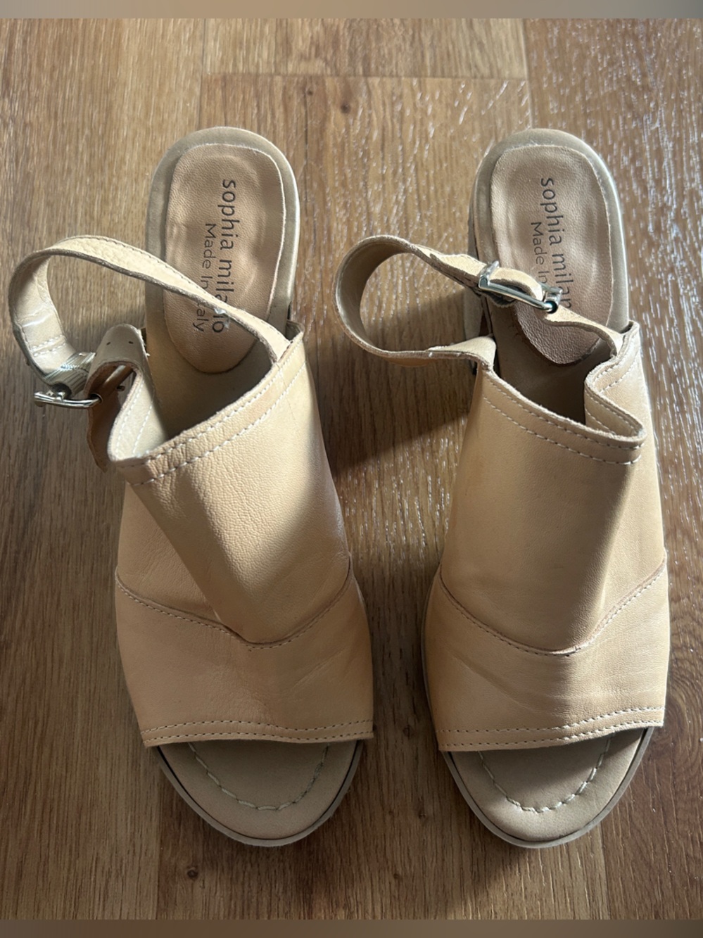 Sophia Milla Cream Leather Slingback Sandals